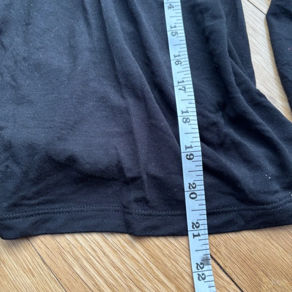 Encircled Black Reversible Breakaway wrap top 3/4 Sleeve - Size Medium - Picture 11 of 12